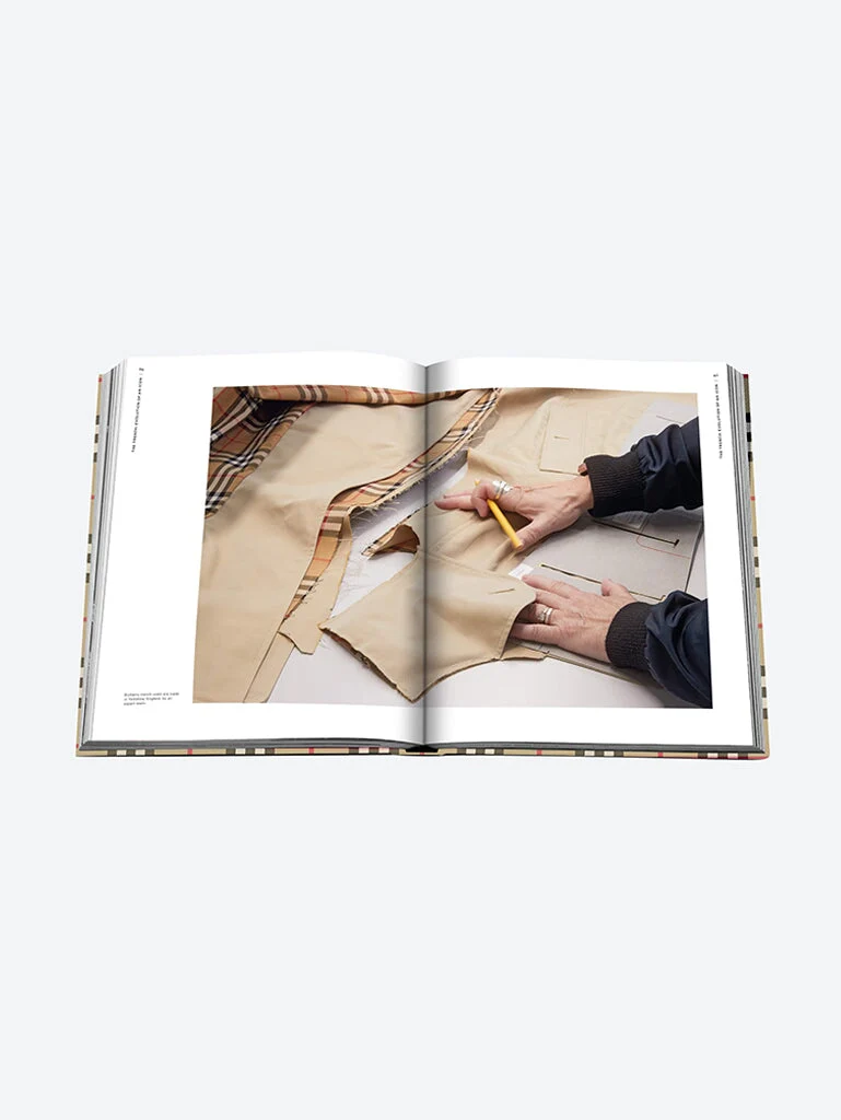 Burberry - Image 5