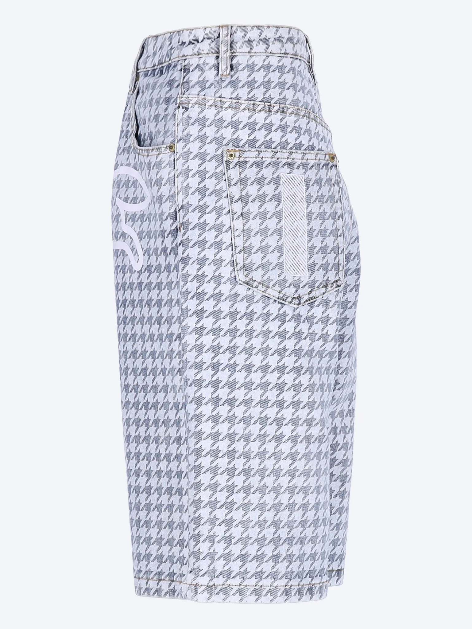 Running dog denim shorts - Image 2