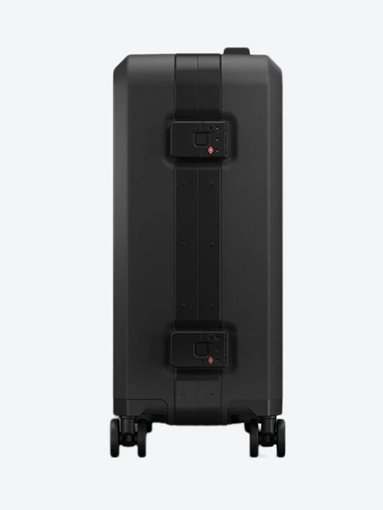 RAMVERK PRO CARRY-ON BLACK OUT - Image 3