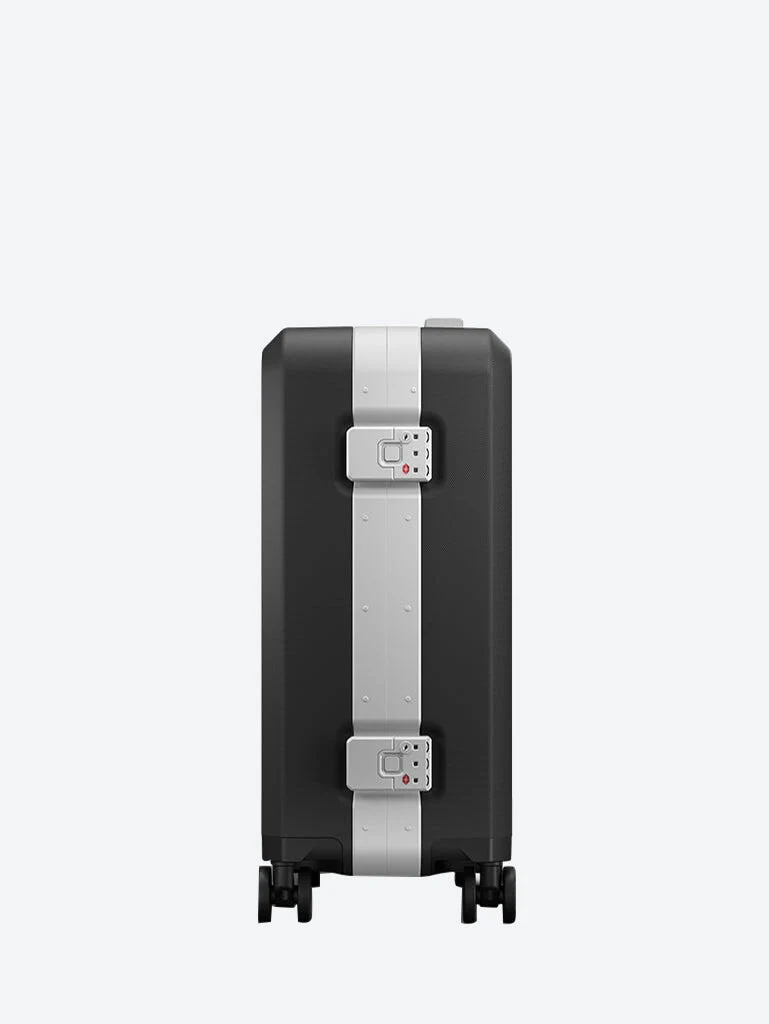 RAMVERK PRO CARRY-ON SILVER - Image 4