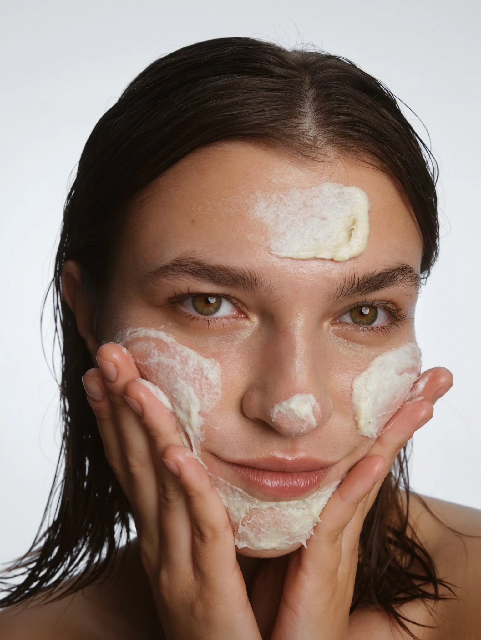 Microderm instant glow exfoliator - Image 9