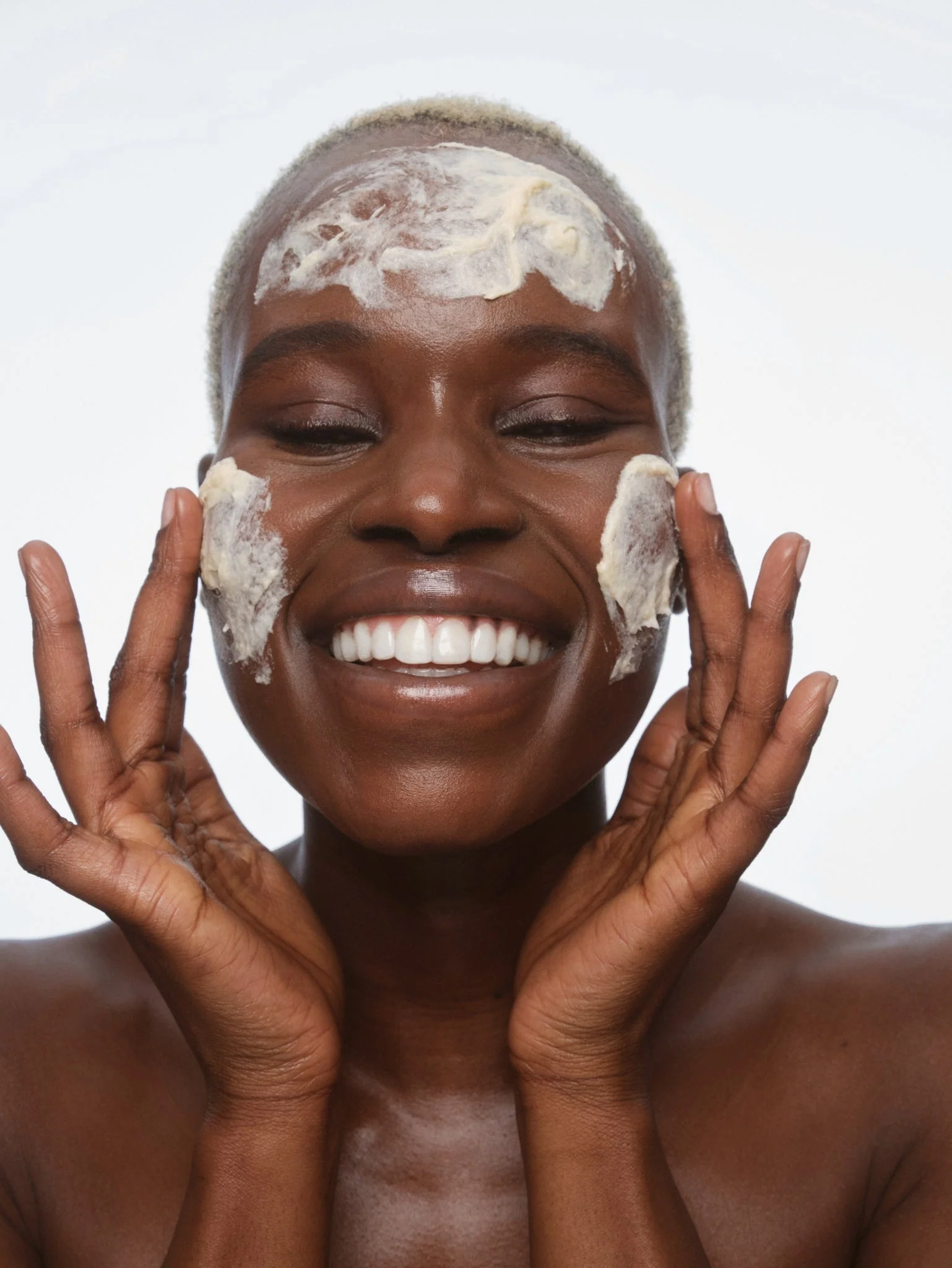 Microderm instant glow exfoliator - Image 8
