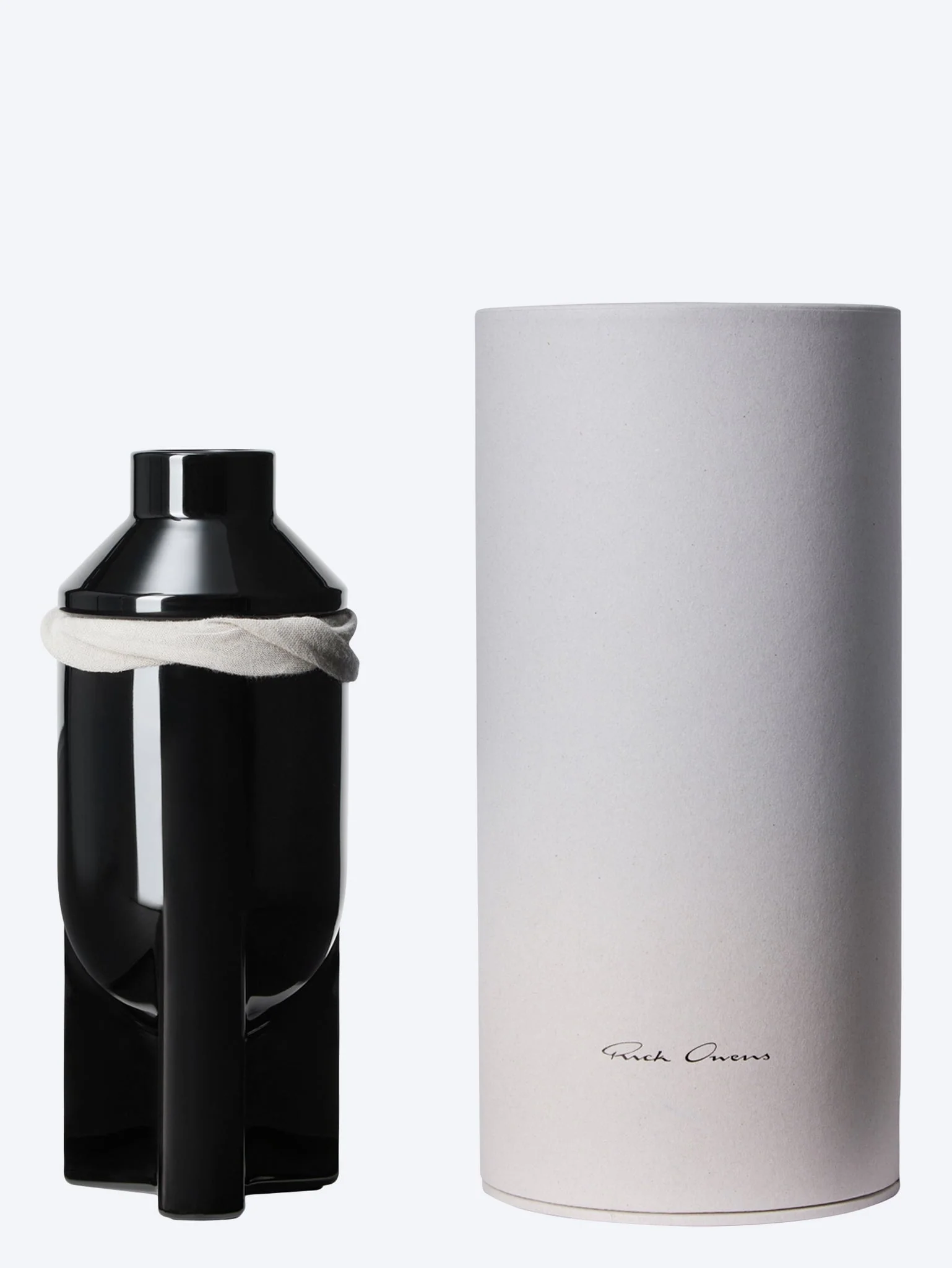 L apparition black scented candle - Image 4