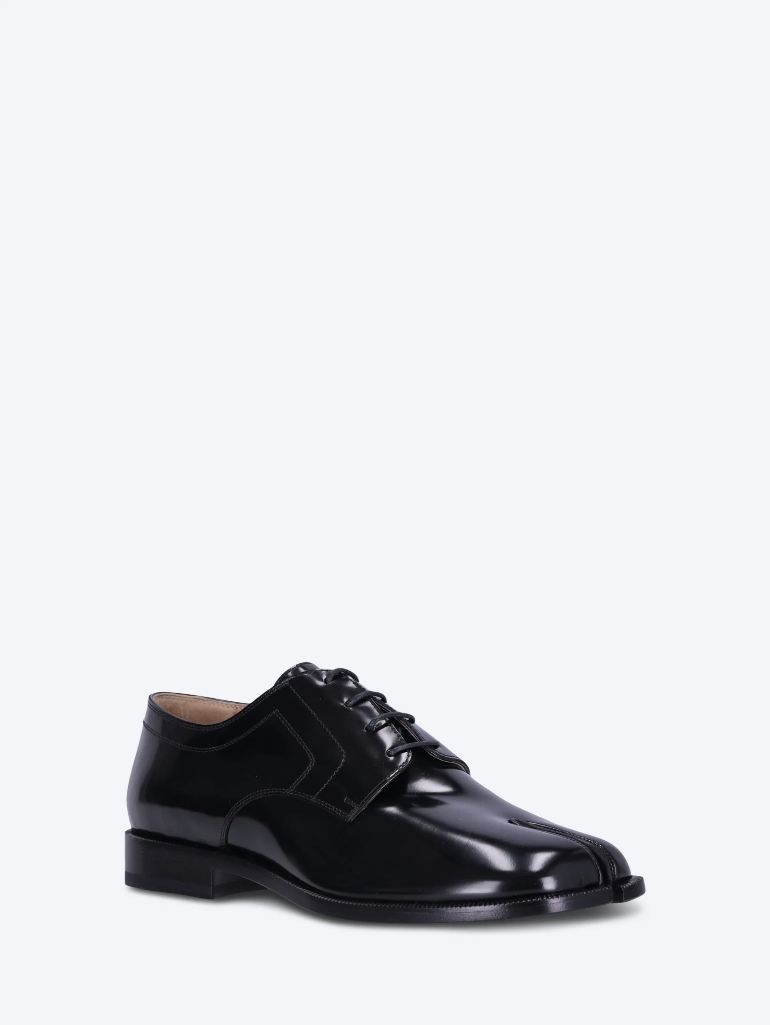 Tabi derbies - Image 2