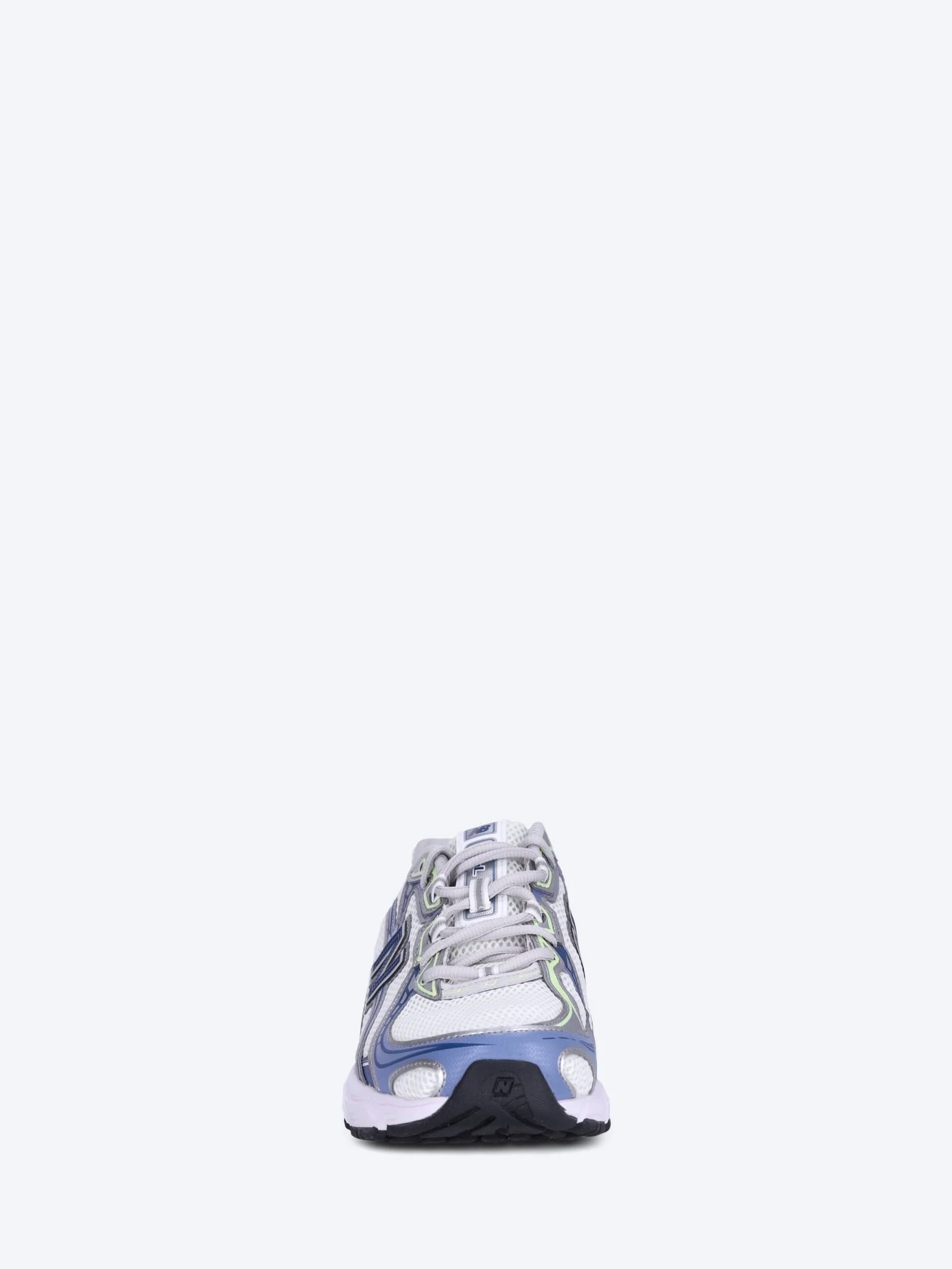 740 sneakers - Image 3