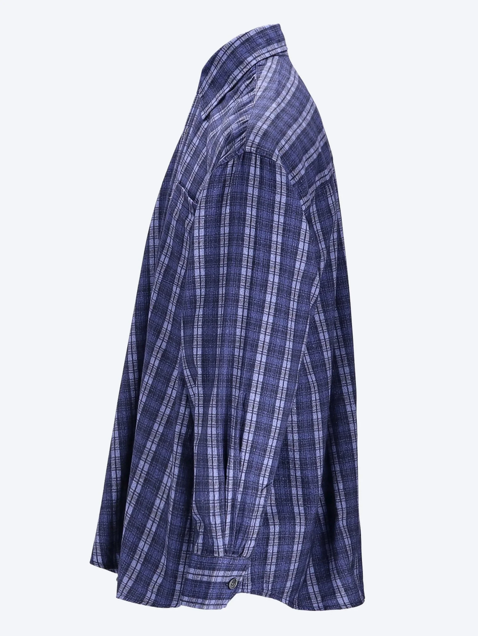 Borrowed shirt - Image 2